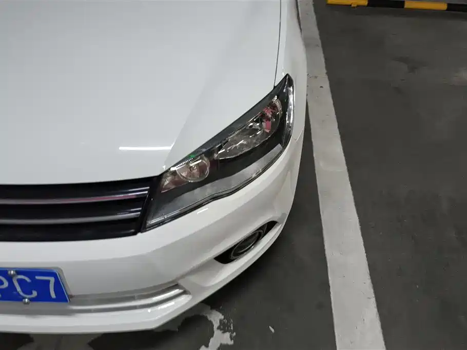 Jetta 1.6 L Auto Luxury