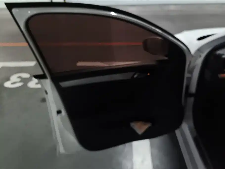 Jetta 1.6 L Auto Luxury