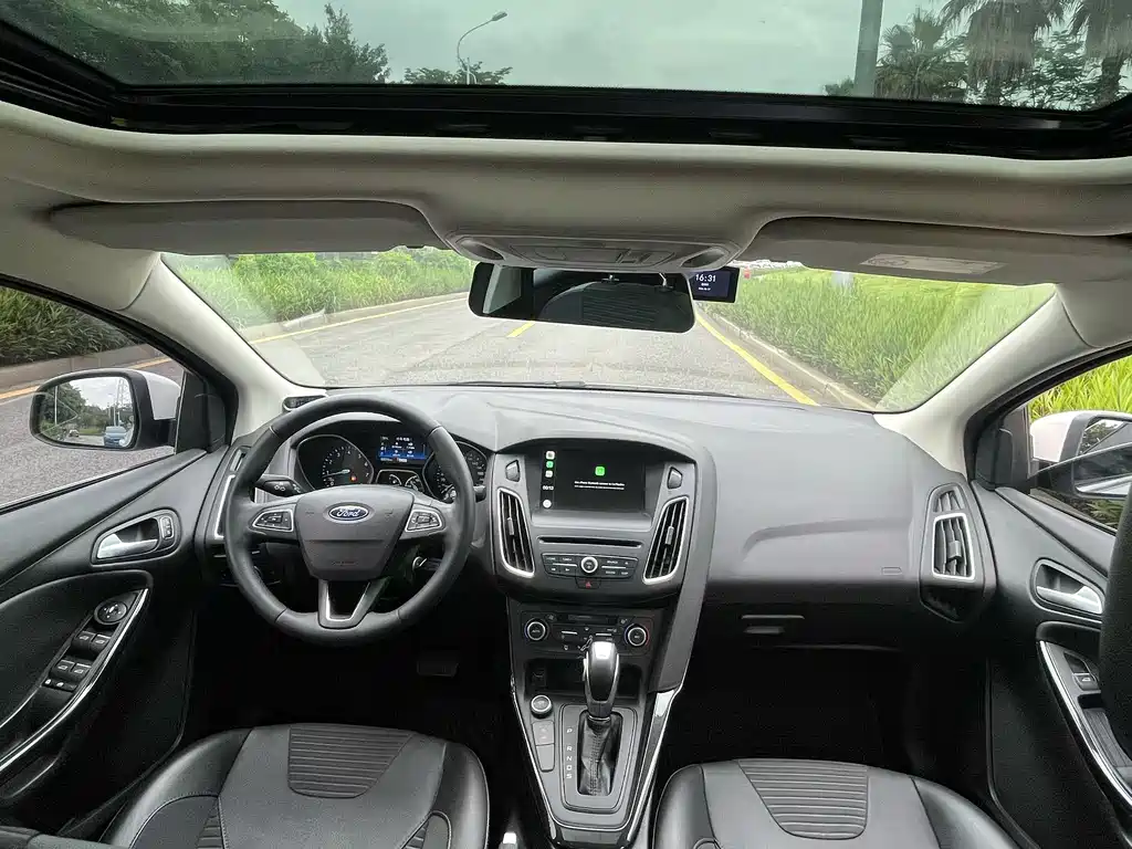 Focus 福克斯 2018款 三厢经典 EcoBoost 180 自动精英型