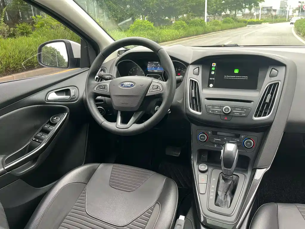 Focus 福克斯 2018款 三厢经典 EcoBoost 180 自动精英型