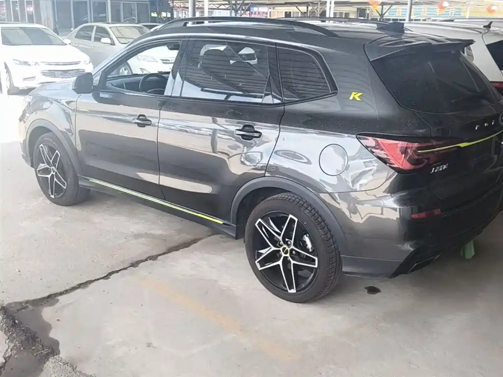 Roewe RX5 PLUS 330 TGI Auto China Style Smart Premium