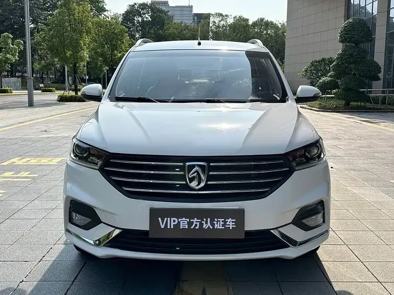 Baojun 360 1.5 L Auto Elite CN-V