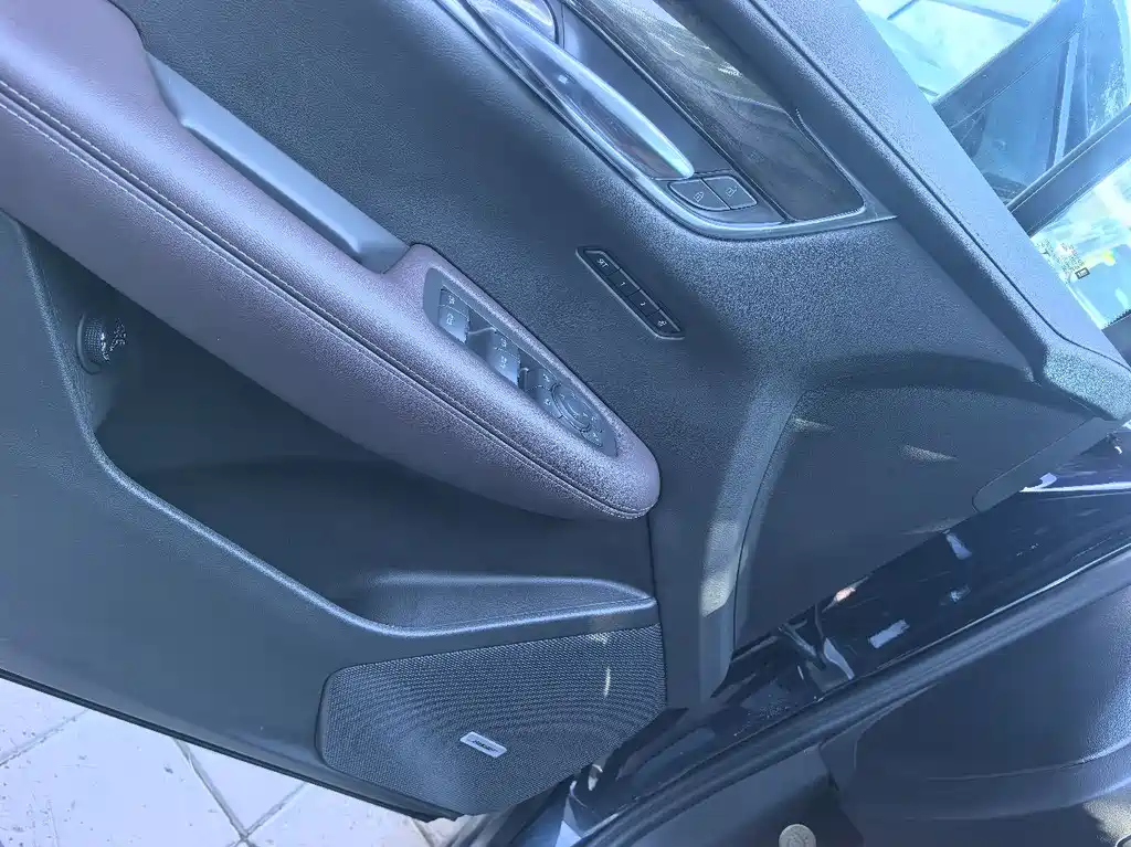 Cadillac XT6 2.0 T 6-seat 4 WD Luxury Standard