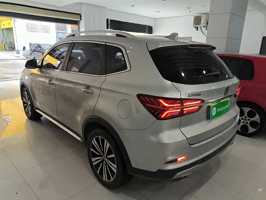 Roewe RX5 20 T Auto 4 G Connected Million