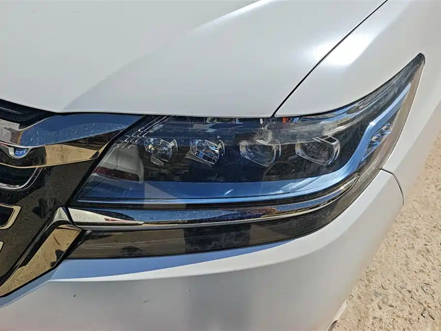Elysion 2.0 L Hybrid Luxury