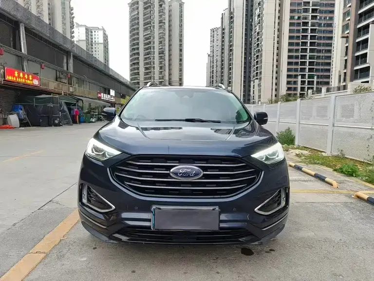 Ford Edge EcoBoost 245 2 WD Grand Sharp 7-seat
