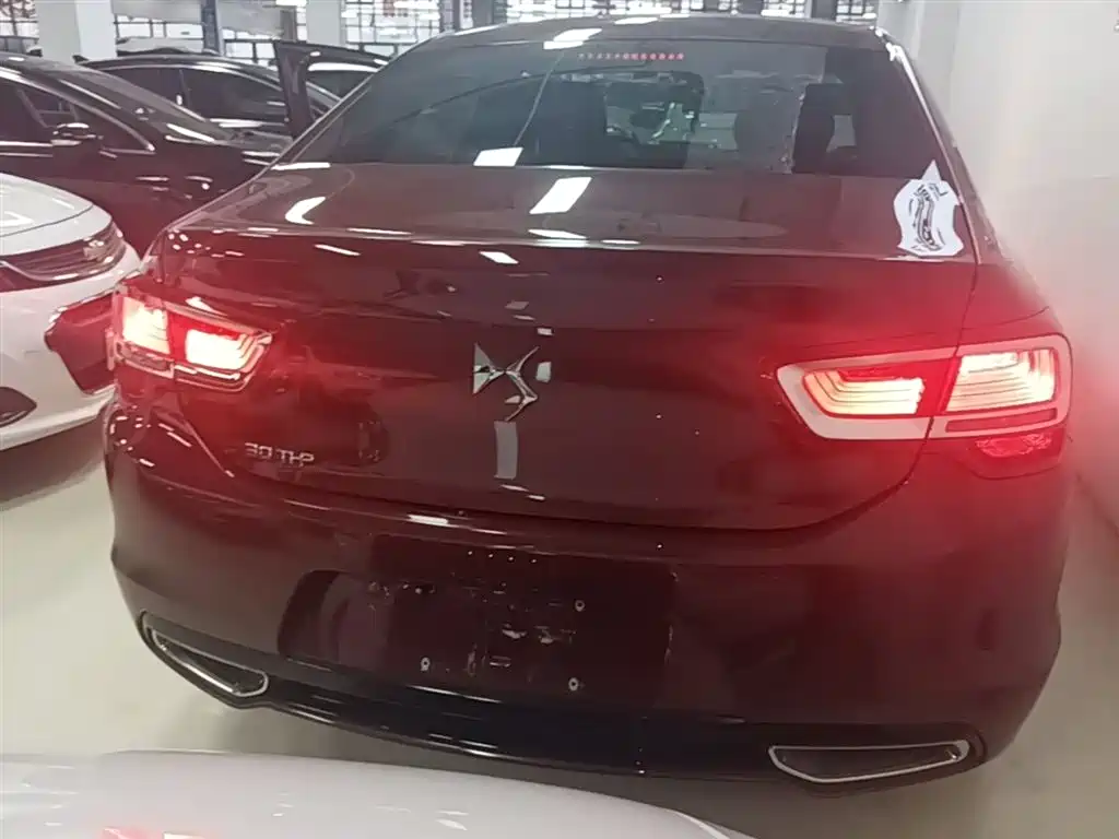 DS 5 LS DS 5 LS 2018款 30 THP 尊贵型