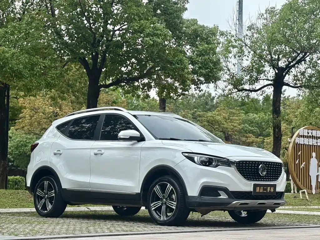 MG ZS Global Million Smooth 1.5 L Manual 65 Sunroof