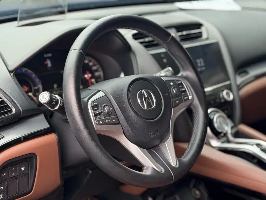Acura CDX 讴歌CDX 2018款 2.0 L 两驱质享版Hybrid