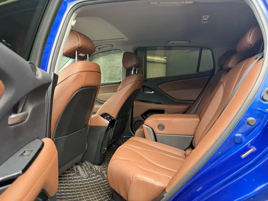 Acura CDX 讴歌CDX 2018款 2.0 L 两驱质享版Hybrid