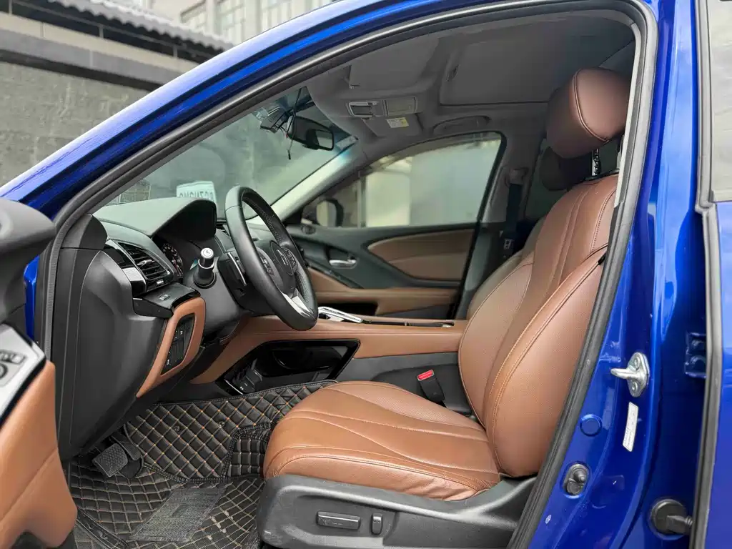 Acura CDX 讴歌CDX 2018款 2.0 L 两驱质享版Hybrid