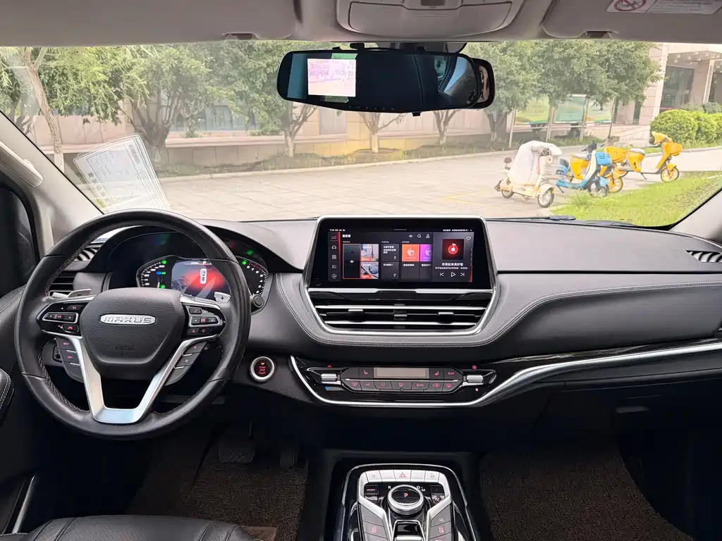 Maxus G20 大通G20 2020款 2.0 T 汽油自动豪华行政版