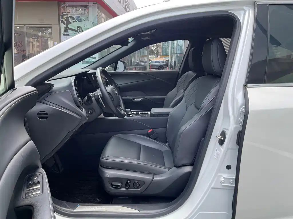 Lexus RX 300 4 WD Enjoyment
