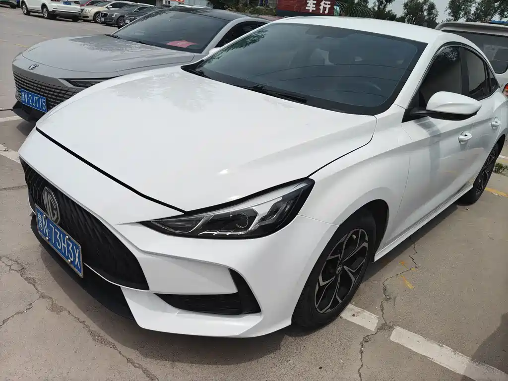 MG5 180 DVVT CVT Youth Style