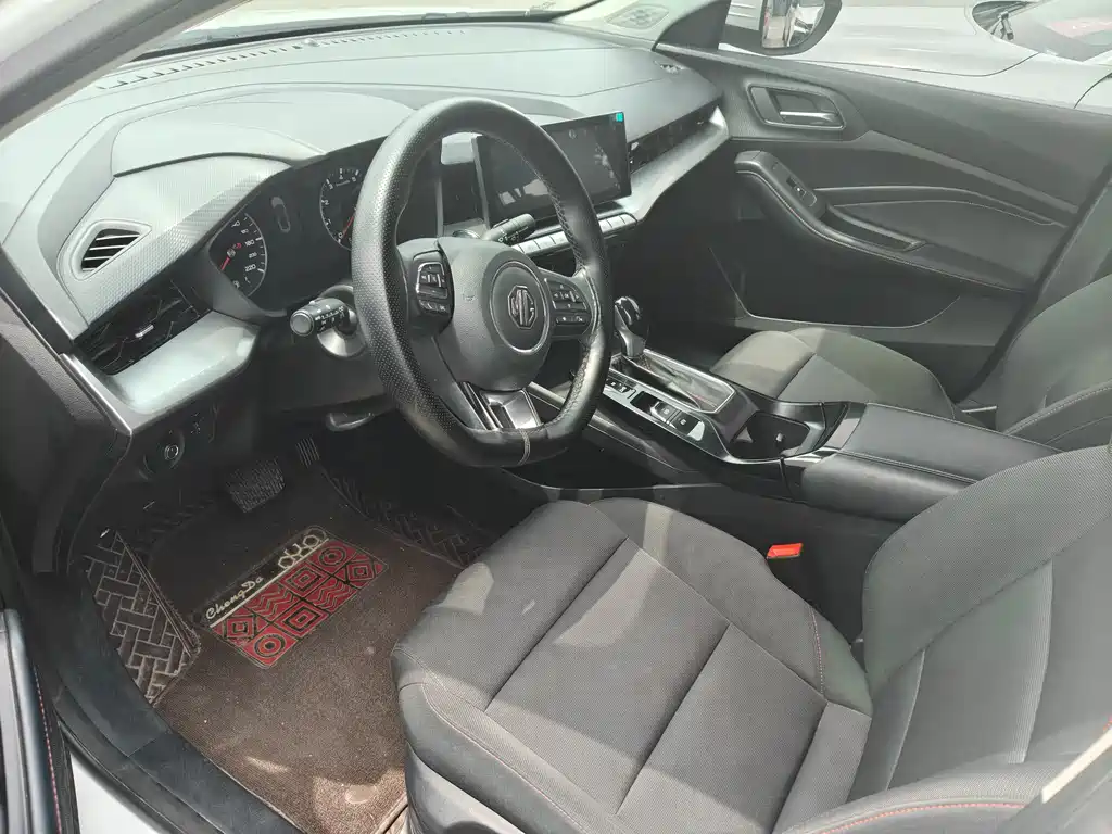 MG5 180 DVVT CVT Youth Style