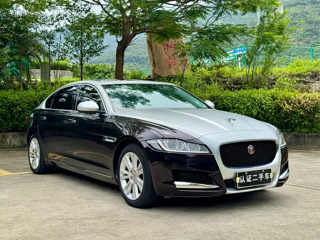 Jaguar XFL 捷豹XFL 2017款 XFL 2.0 T 240 PS 奢华版