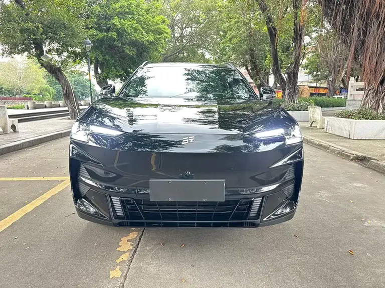 Jetour Shanhai L6 1.5 TD DHT ULTRA
