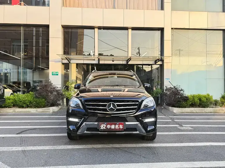 Mercedes-Benz M-Class ML 300