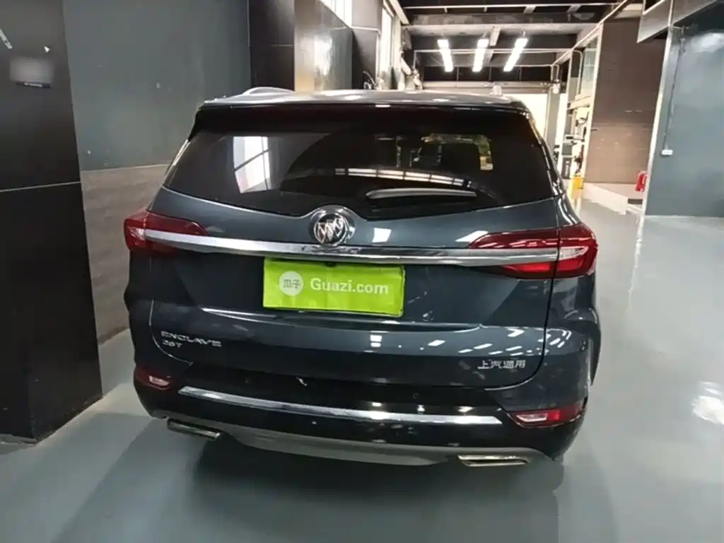 Enclave 28 T 2 WD Distinguished