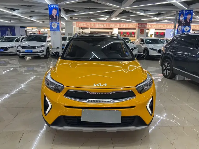 Kia Stonic 1.4 L CVT Sunroof