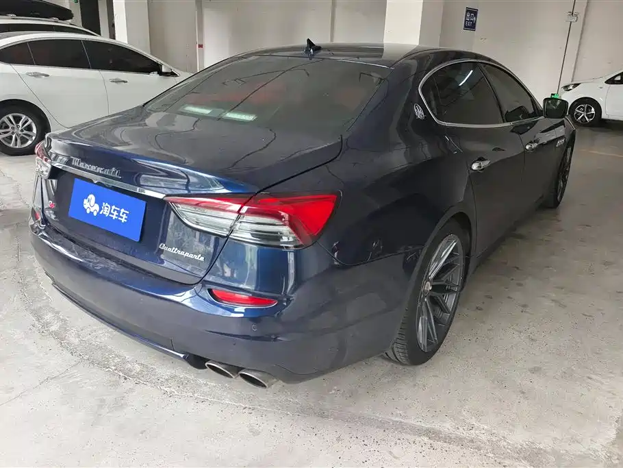 Quattroporte 3.0 T Standard