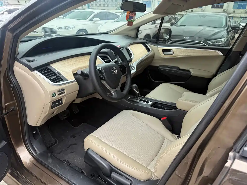 Jade 1.8 L Auto Comfort Elite 5-seat