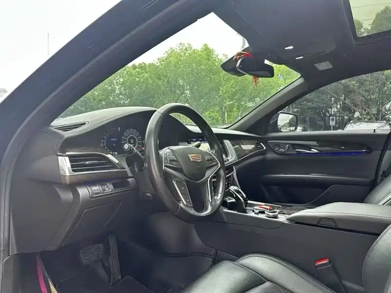 Cadillac CT6 28 T Fashion