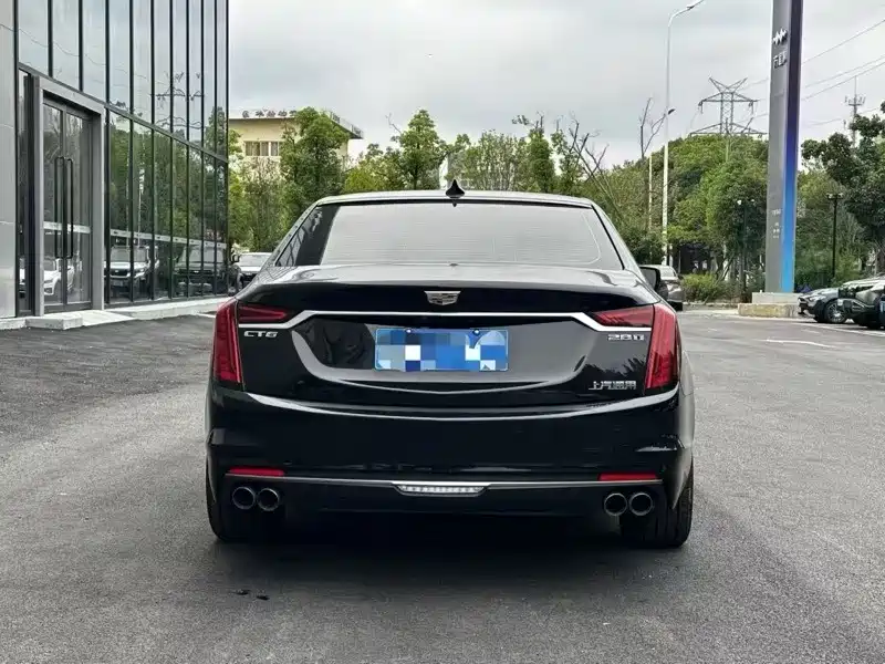 Cadillac CT6 28 T Fashion