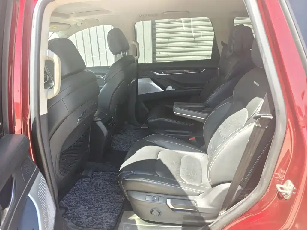 Maxus D90 2.0 T Auto 4 WD Star