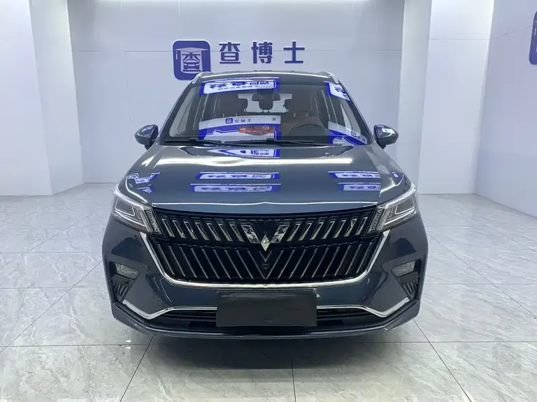 Wuling Jiachen 1.5 T CVT Premium Flagship