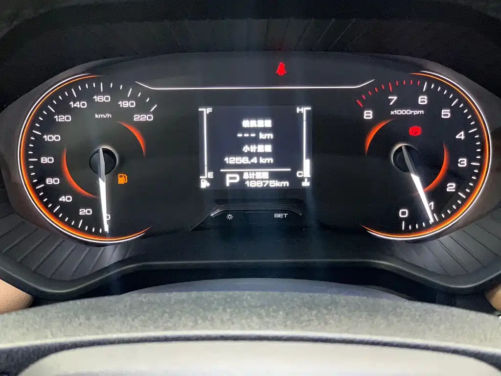 Wuling Jiachen 1.5 T CVT Premium Flagship