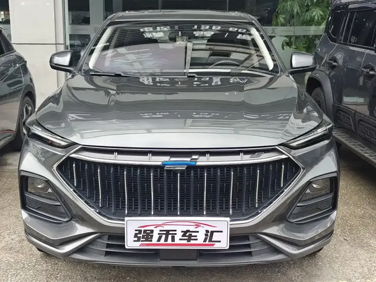 Changan Oshan X5 1.6 L CVT Distinguished