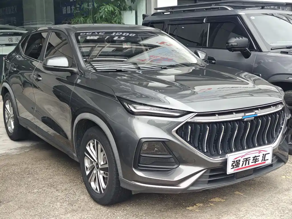 Changan Oshan X5 1.6 L CVT Distinguished