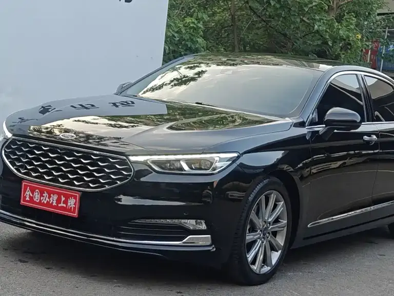 Ford Taurus EcoBoost 245 Premium