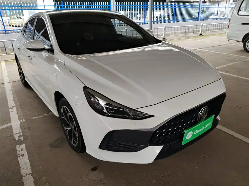 MG5 180 DVVT CVT Youth Style