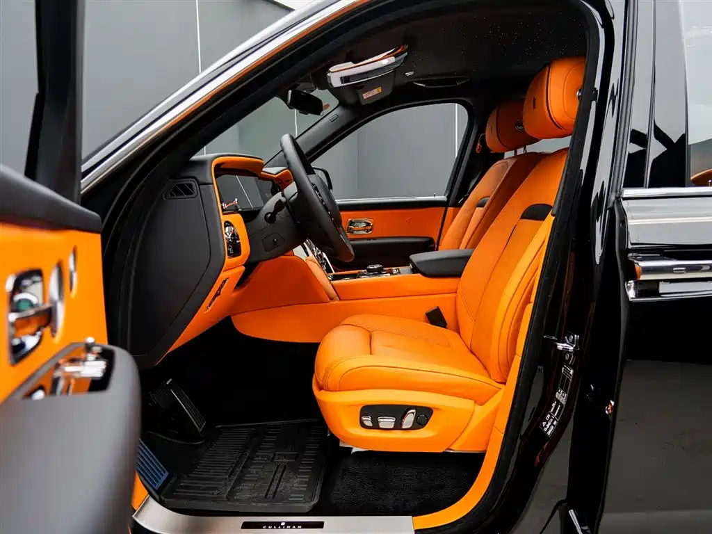 Cullinan 4-seat