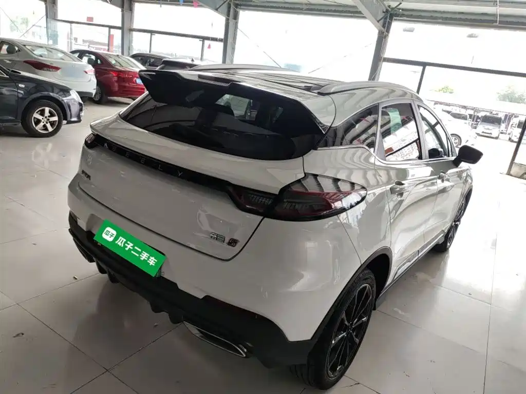 Emgrand S 1.4 T CVT Luxury