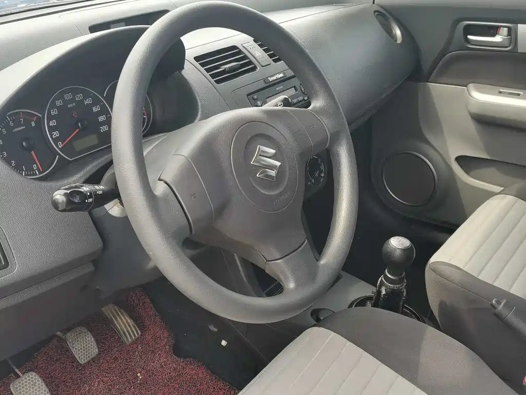 Swift 1.3 L Manual Standard
