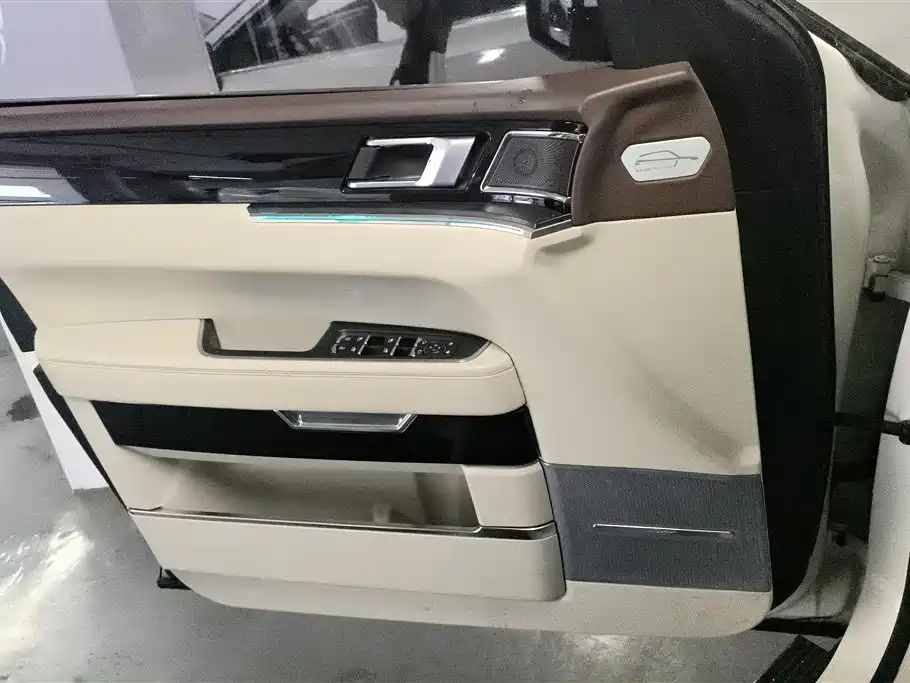 Zotye T700 1.8 T DCT Premium