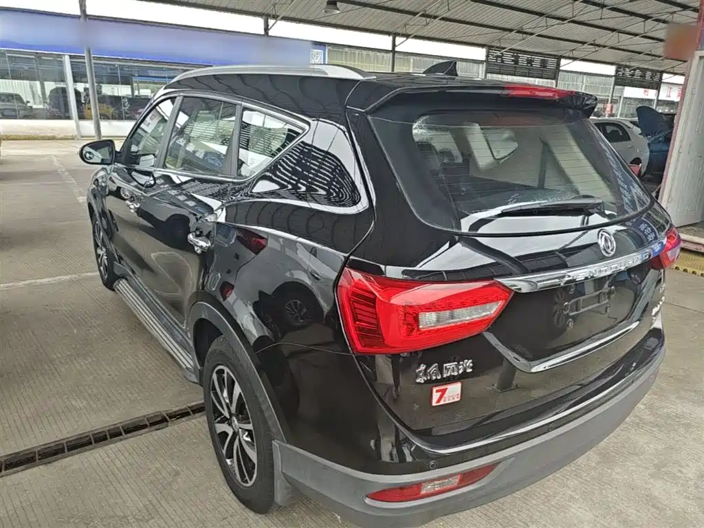 Fengguang 580 Facelift 1.5 T CVT Luxury