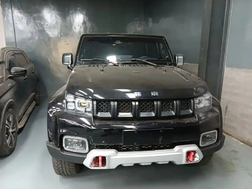 BAIC BJ40 2.0 T Auto 4 WD City Hunter Swordsman