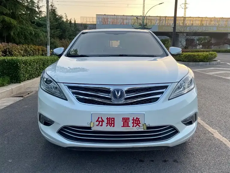 Changan Eado 1.6 L Manual Luxury CN-V