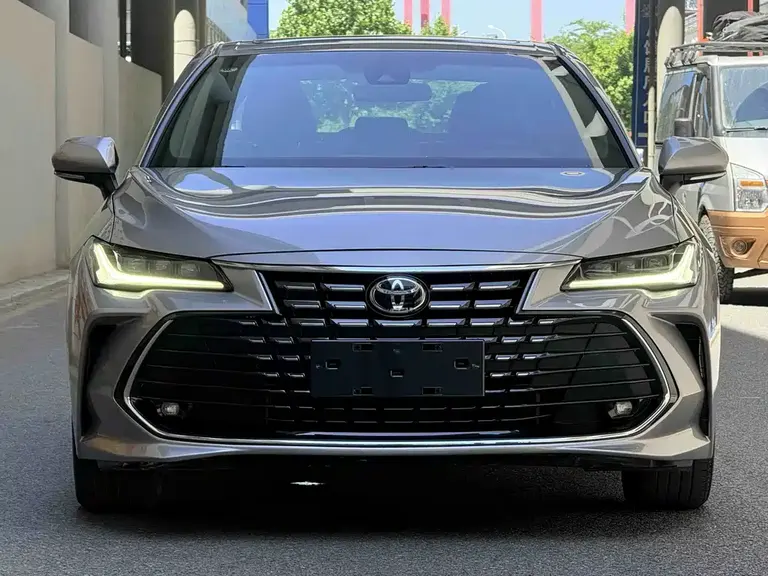 Toyota Avalon 2.0 L Luxury