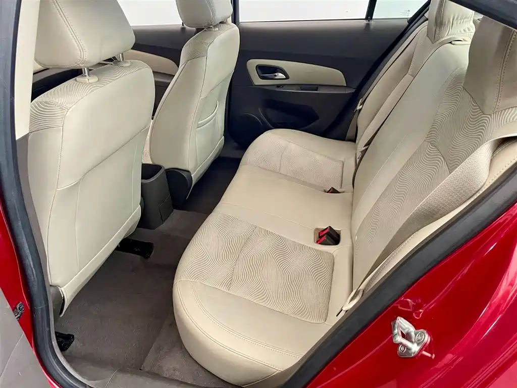 Cruze 1.5 L Classic SE MT