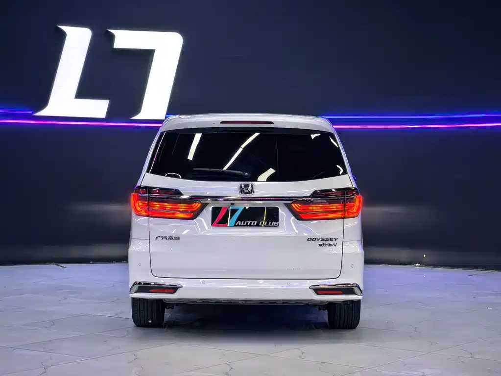 Odyssey 2.0 L e:HEV Sharp· Shine Enjoyment