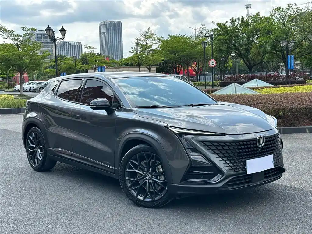 Changan UNI-T 2.0 T Navigator