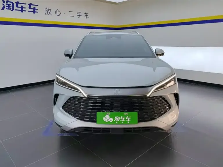 BYD Song L DM-i 112 km Transcend