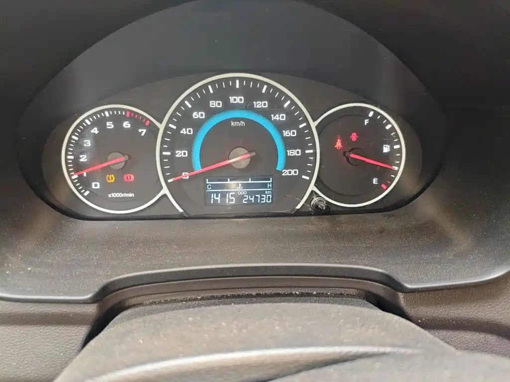 Wuling Hongguang V 1.5 L Power Enjoyment Hydraulic Assist LAR