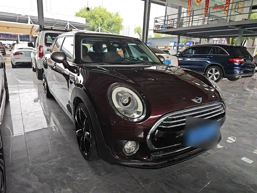 MINI CLUBMAN Facelift 1.5 T COOPER Connoisseur