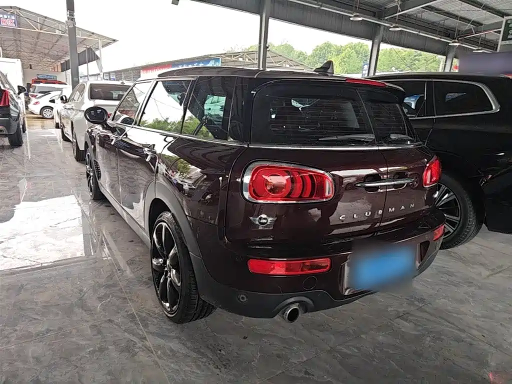 MINI CLUBMAN Facelift 1.5 T COOPER Connoisseur